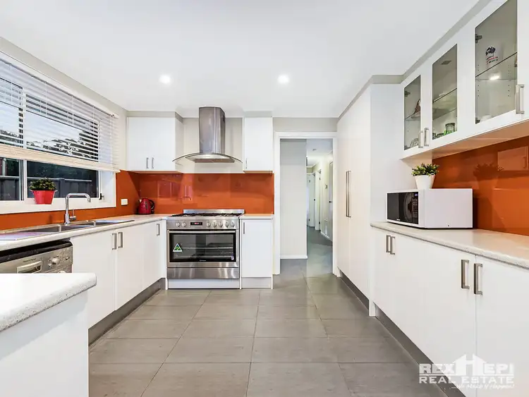 Sixth view of Homely house listing, 10 Arcadia Avenue, Hallam VIC 3803