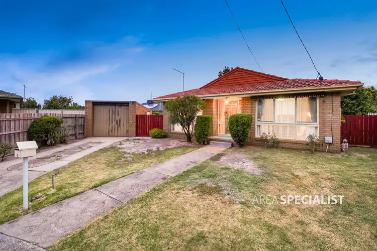 Second view of Homely house listing, 4 Glenn Court, Clayton South VIC 3169
