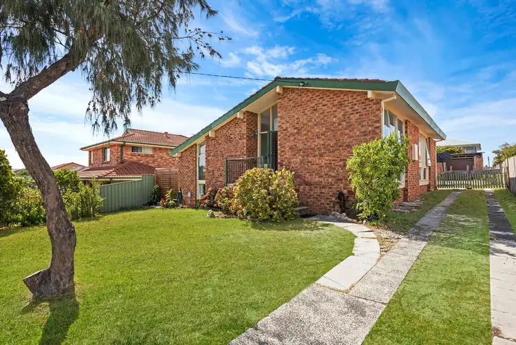 Second view of Homely house listing, 122 Stella Street, Toowoon Bay NSW 2261