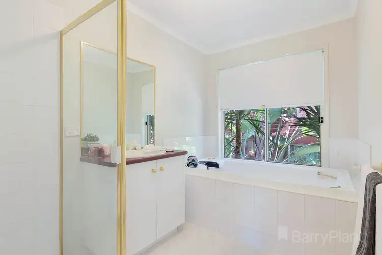 Fifth view of Homely house listing, 8 Greenhill Court, Sunbury VIC 3429