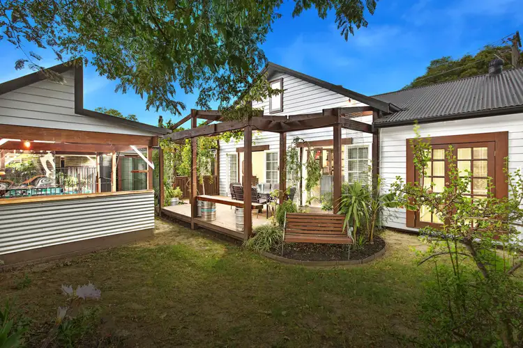 1A Allaware Avenue, Croydon VIC 3136