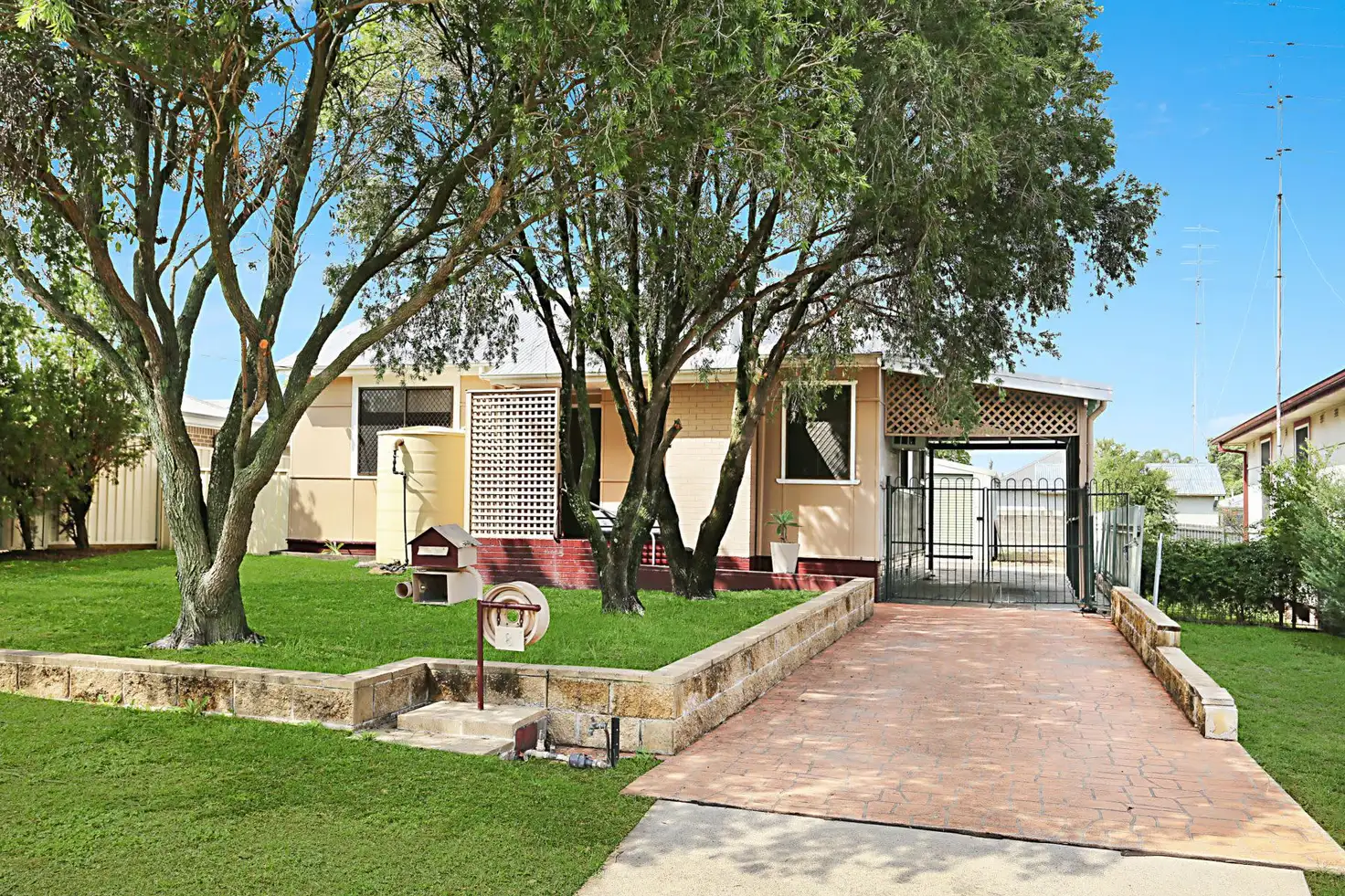 Main view of Homely house listing, 8 THIRD AVENUE, Rutherford NSW 2320