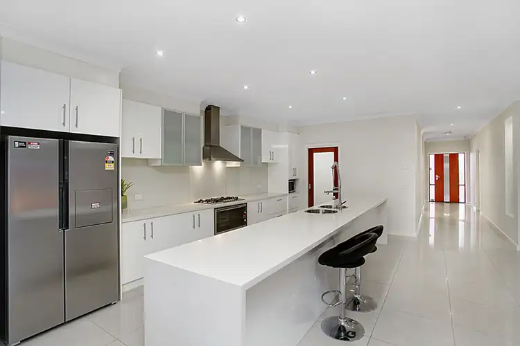 Sixth view of Homely house listing, 15 Yarra Gum Road, Manor Lakes VIC 3024