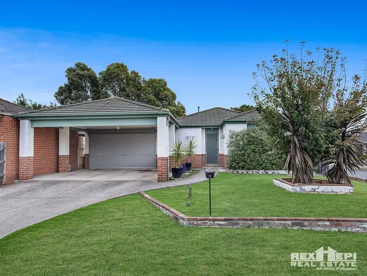 1 Charlotte Place, Cranbourne West VIC 3977