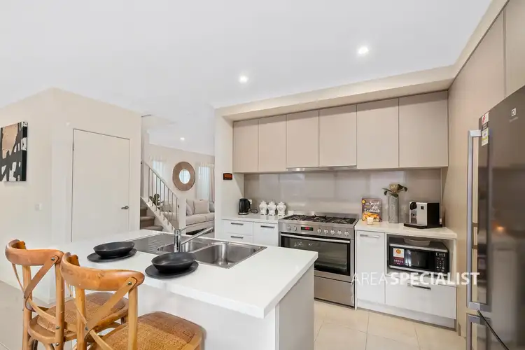 Third view of Homely townhouse listing, 6 Barncroft Crescent, Keysborough VIC 3173
