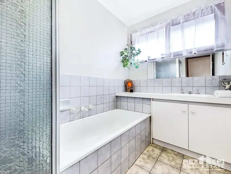 Seventh view of Homely house listing, 42 Springfield Crescent, Hampton Park VIC 3976