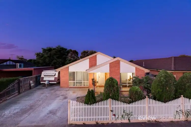 21 England Walk, Narre Warren South VIC 3805