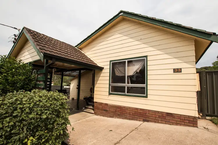 33 Cranbrook Parade, Rankin Park NSW 2287