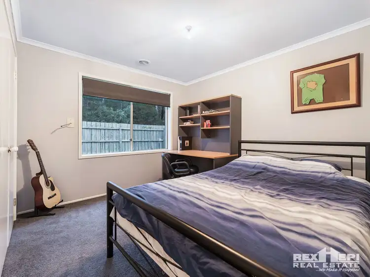 Fifth view of Homely house listing, 10 Cascade Way, Hallam VIC 3803