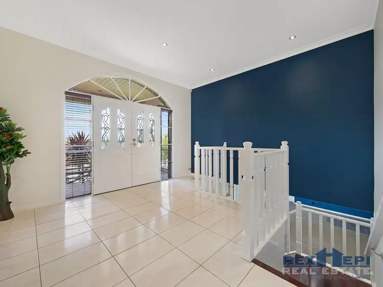 Second view of Homely house listing, 3 Kalmia Court, Narre Warren VIC 3805