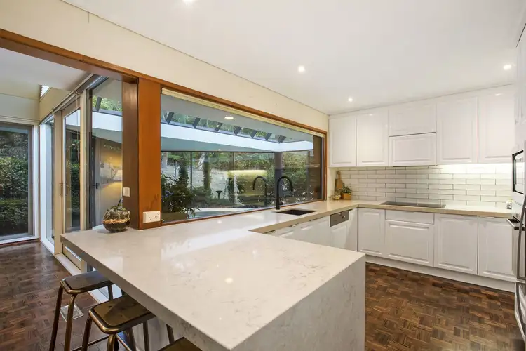 Fourth view of Homely house listing, 2 Rex Court, Ringwood East VIC 3135