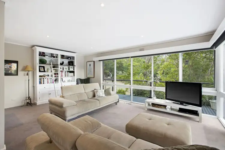 Fifth view of Homely house listing, 2 Rex Court, Ringwood East VIC 3135