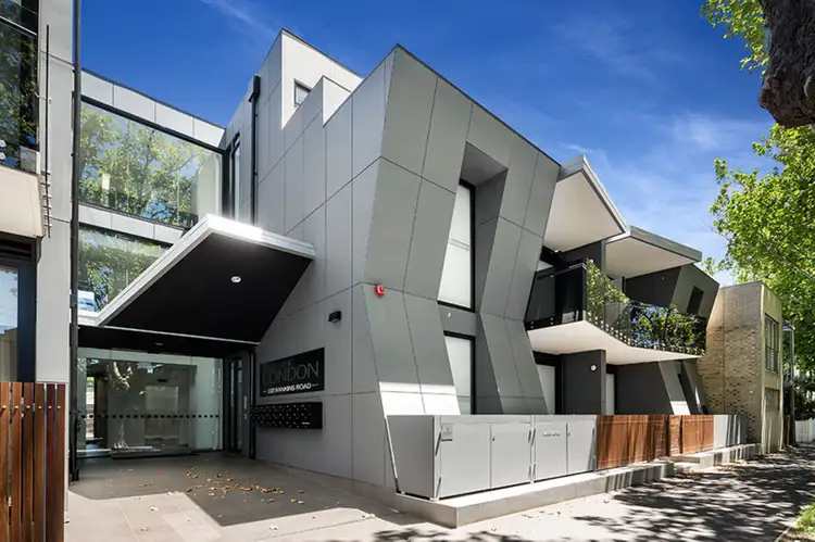 109/102 Rankins Road, Kensington VIC 3031