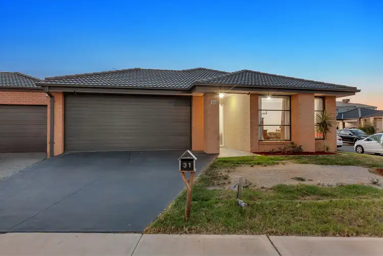 31 Bolivar Esplanade, Truganina VIC 3029
