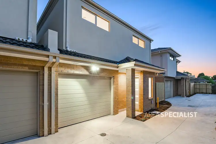 2/10 Tarata Drive, Doveton VIC 3177