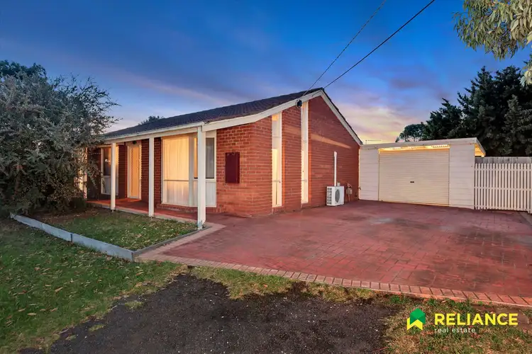12 Illawong Grove, Werribee VIC 3030