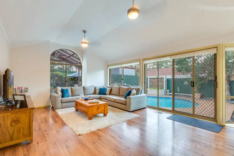 Sixth view of Homely house listing, 18 Dalkeith Court, Sunbury VIC 3429