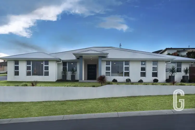 22 Woodbridge Drive, Cameron Park NSW 2285