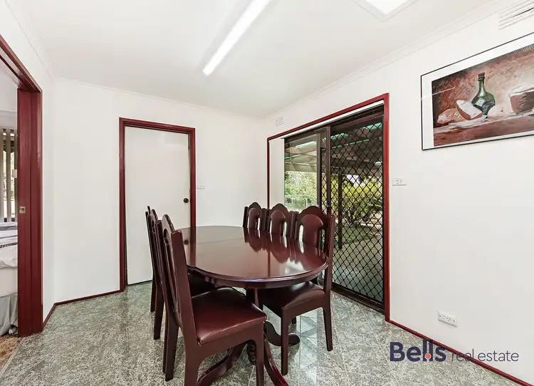 Fourth view of Homely house listing, 6 Jeffrey Close, St Albans VIC 3021