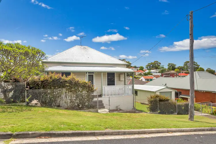 82-82A Verulam Road, Lambton NSW 2299