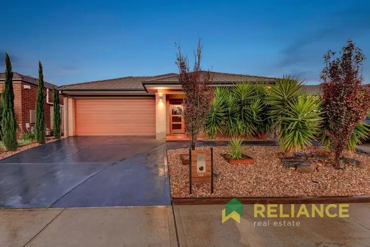 189 Botanica Springs Boulevard, Brookfield VIC 3338