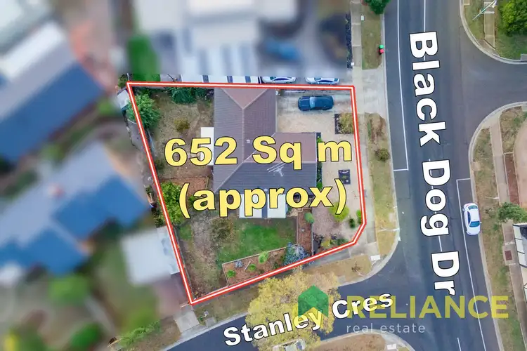 31 Black Dog Drive, Brookfield VIC 3338