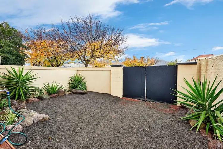 Fourth view of Homely apartment listing, 1/2 St Kinnord Street, Aberfeldie VIC 3040