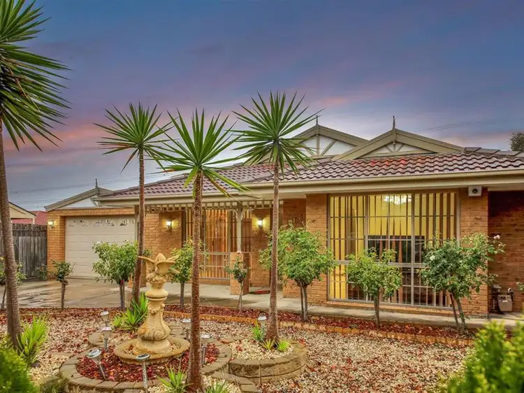 13 Wheatley Avenue, Roxburgh Park VIC 3064
