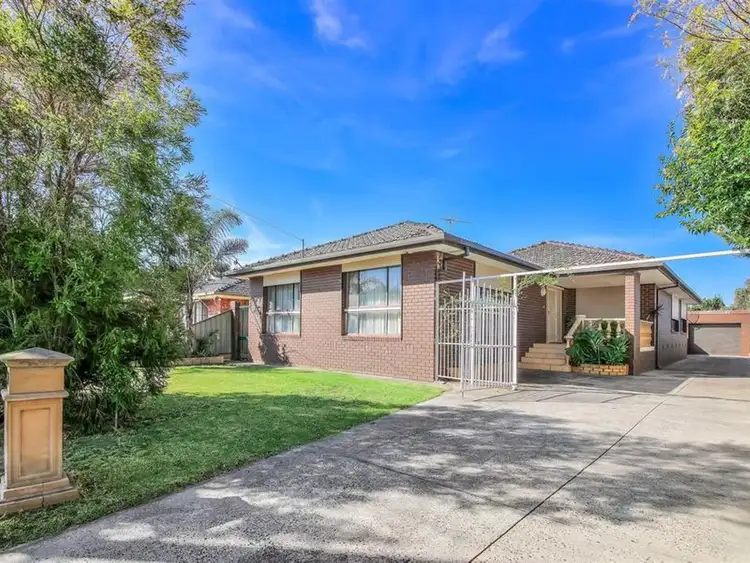 2 Coral Court, Craigieburn VIC 3064
