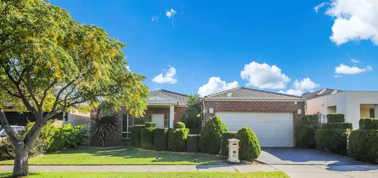 69 Villawood Avenue, Roxburgh Park VIC 3064