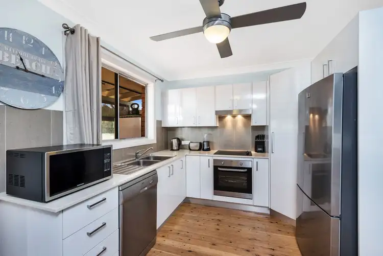 Fifth view of Homely house listing, 52 Tasman Avenue, Killarney Vale NSW 2261