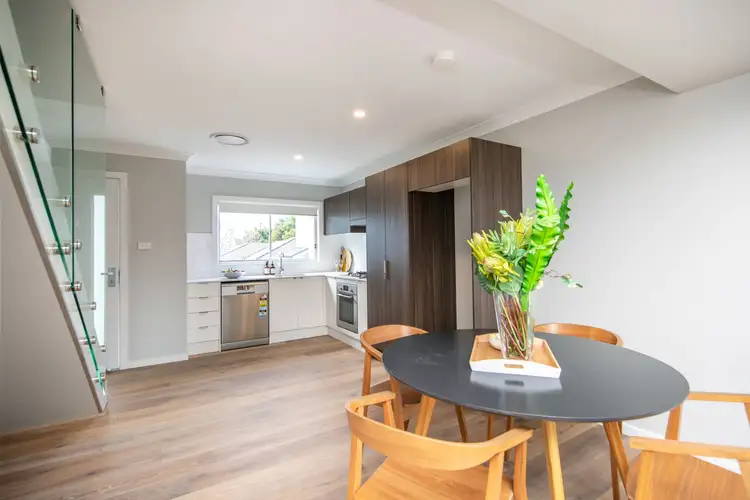 2/5 Charlton Street, Lambton NSW 2299