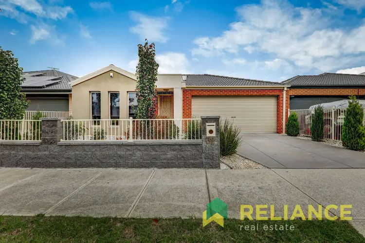 32 Pasadena Circuit, Point Cook VIC 3030