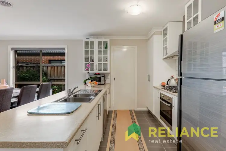Sixth view of Homely house listing, 32 Pasadena Circuit, Point Cook VIC 3030