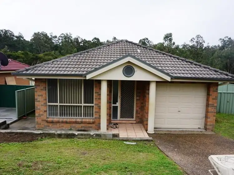 9 Logan Street