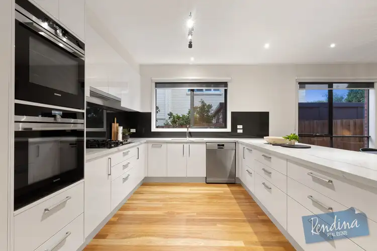 103 Carnarvon Road, Strathmore VIC 3041