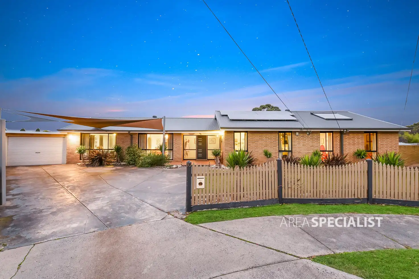 Main view of Homely house listing, 10 Rutland Court, Keysborough VIC 3173