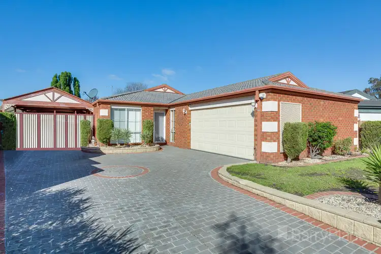 4 Xavier Court, Sunbury VIC 3429