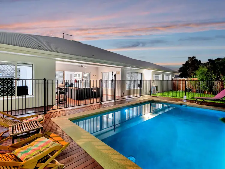 19 Bowline Close, Trinity Beach QLD 4879