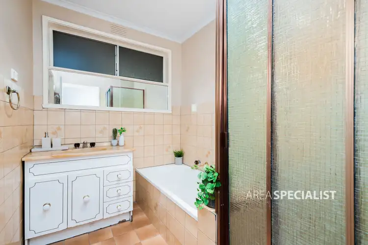 Sixth view of Homely house listing, 5 Cambridge Drive, Springvale South VIC 3172