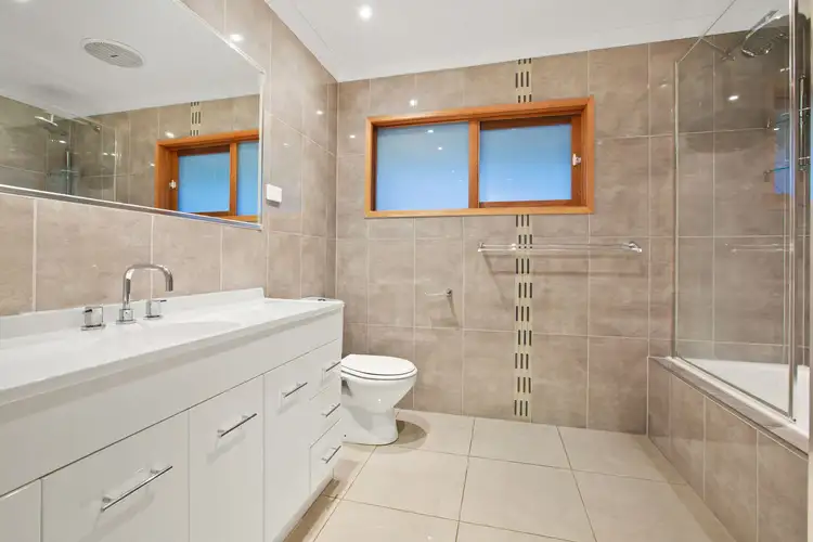 Fifth view of Homely house listing, 17 Rolloway Rise, Chirnside Park VIC 3116