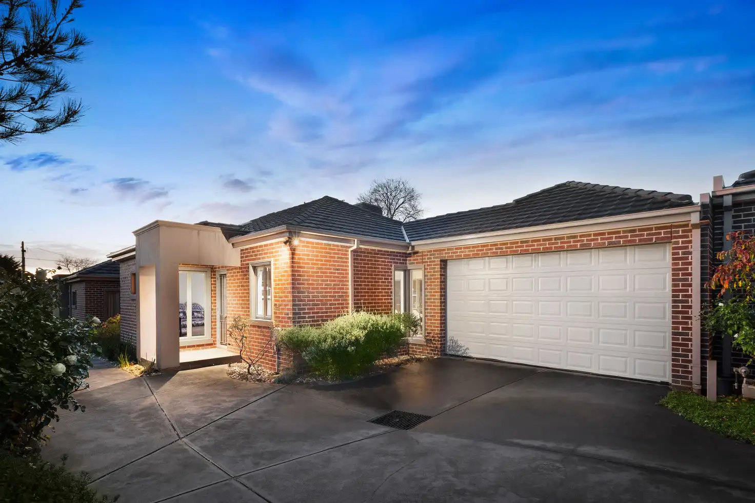 Main view of Homely unit listing, 2/13 Hedge End Road, Mitcham VIC 3132