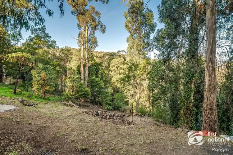 12 Pauline Avenue, Tecoma VIC 3160