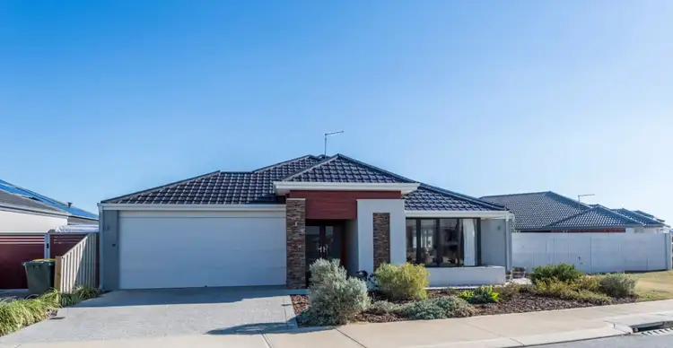 45 Solandri Turn, Halls Head WA 6210