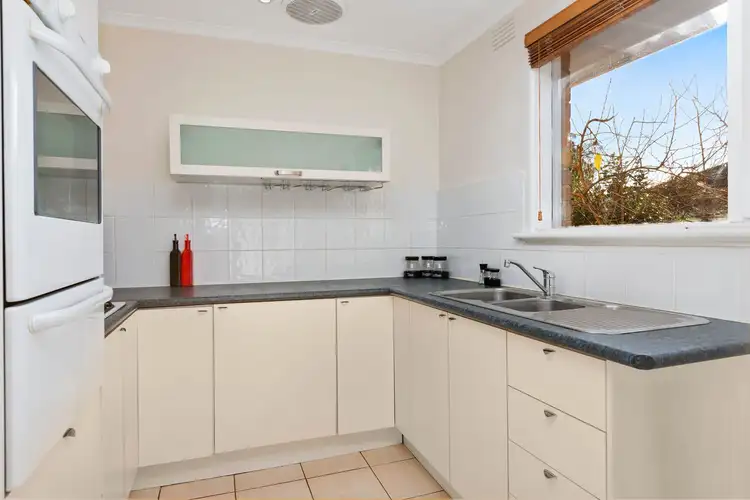 Fourth view of Homely unit listing, 1/152 Heatherdale Road, Vermont VIC 3133