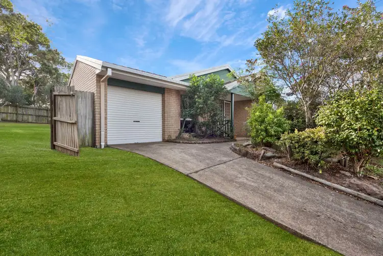 5 Pamela Close, Bateau Bay NSW 2261
