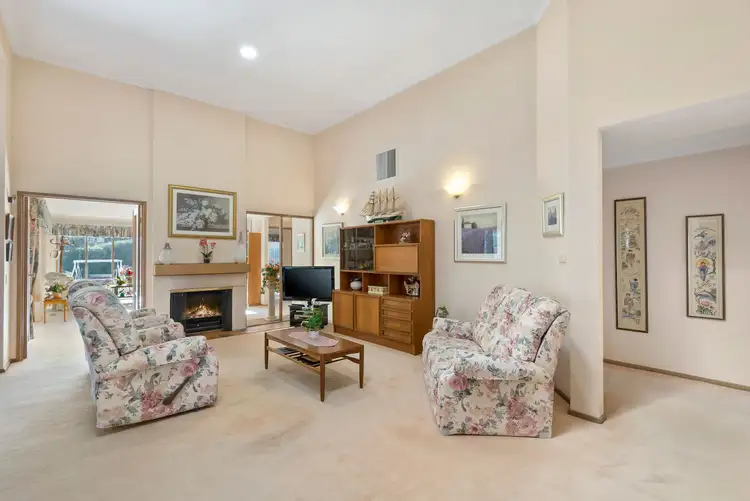 Second view of Homely house listing, 3 Gaelyne Court, Warranwood VIC 3134