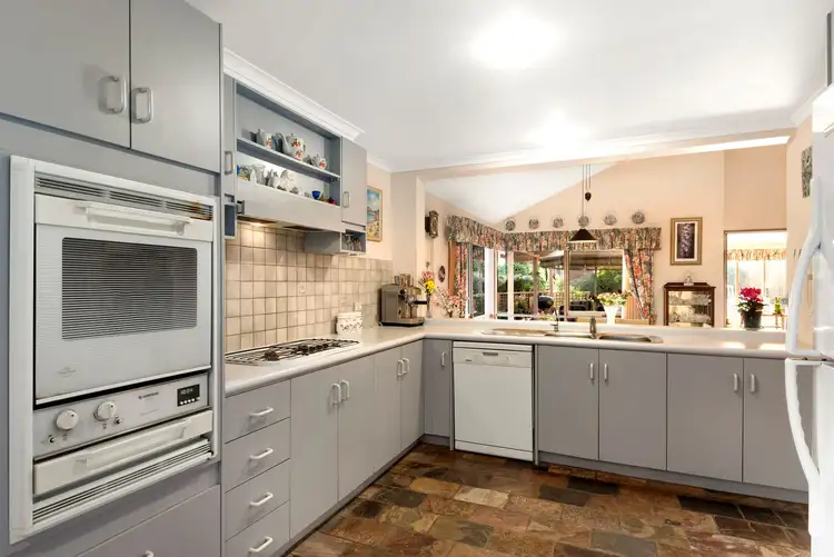 Sixth view of Homely house listing, 3 Gaelyne Court, Warranwood VIC 3134