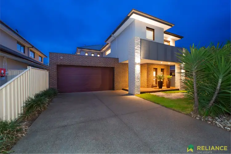 7 Grandview Avenue, Point Cook VIC 3030