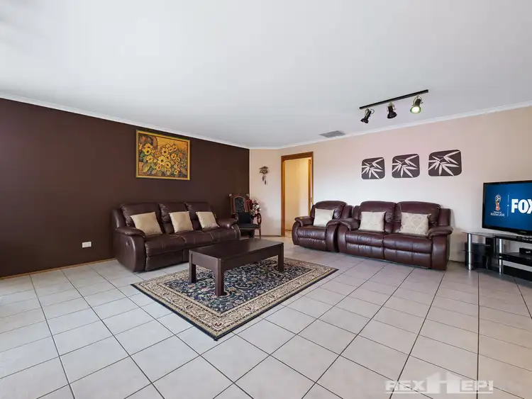 Fifth view of Homely house listing, 20 Ohio Crescent, Narre Warren VIC 3805
